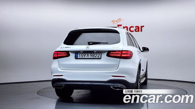 Mercedes-Benz GLC-Class GLC250 d 4MATIC — пробег 65 610 км — фото 4 из 5