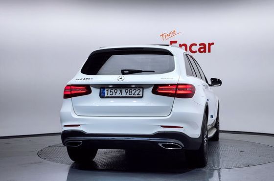 Mercedes-Benz GLC-Class GLC250 d 4MATIC — пробег 65 610 км — фото 4 из 5