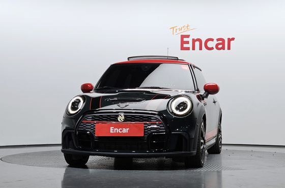 Mini Cooper JCW 3rd Generation — пробег 31 360 км — фото 3 из 5