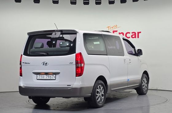 Hyundai Starex 4WD 12-Seater Wagon Modern Special — пробег 107 353 км — фото 2 из 5