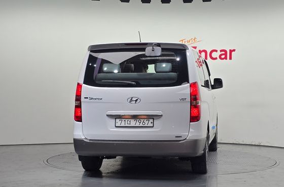 Hyundai Starex 4WD 12-Seater Wagon Modern Special — пробег 107 353 км — фото 4 из 5