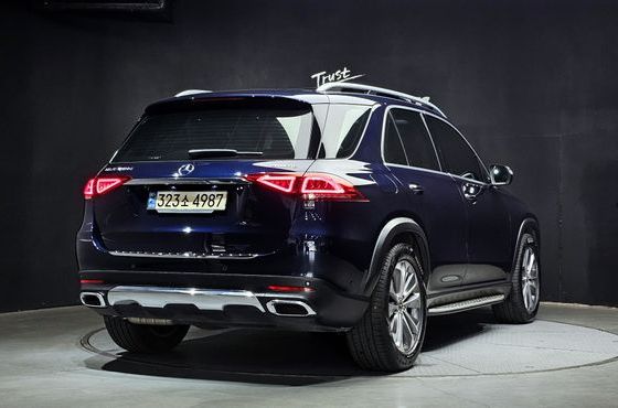 Mercedes-Benz GLE-Class GLE300d 4MATIC — пробег 97 332 км — фото 2 из 5