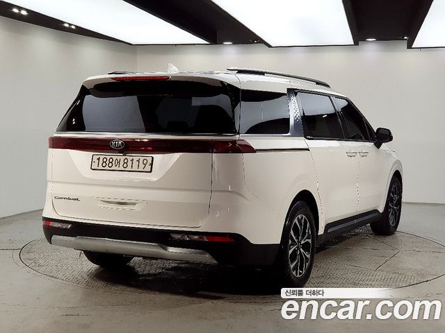 Kia Carnival из Кореи Encar