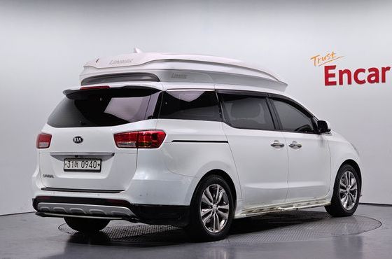 Kia Carnival 9-seater Limousine(Special vehicle) — пробег 275 200 км — фото 2 из 5