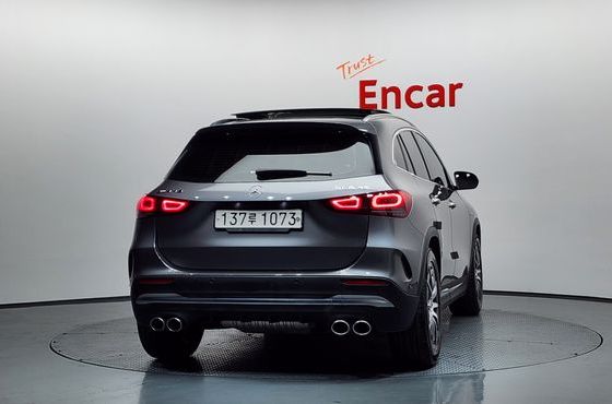 Mercedes-Benz GLA-Class GLA45 AMG 4MATIC+ — пробег 32 220 км — фото 4 из 5