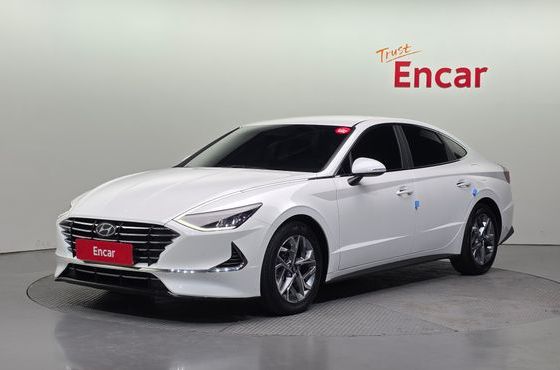 Hyundai Sonata 2.0 Premium Family — пробег 61 424 км — фото 1 из 5