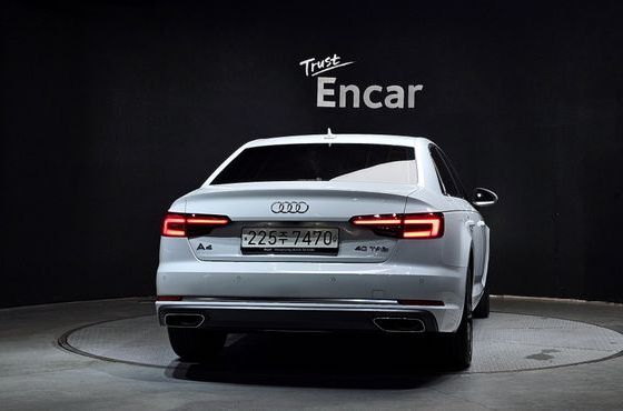 Audi A4 40 TFSI Premium — пробег 52 086 км — фото 4 из 5