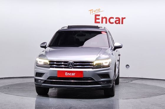 Volkswagen Tiguan 2.0 TDI Prestige — пробег 70 007 км — фото 3 из 5