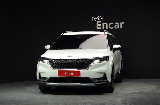 Kia Carnival 9-Seater Signature — пробег 150 942 км — фото 3 из 5