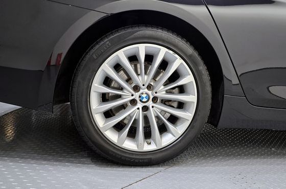 BMW 5-Series 530i xDrive Luxury Plus — пробег 78 354 км — фото 5 из 5