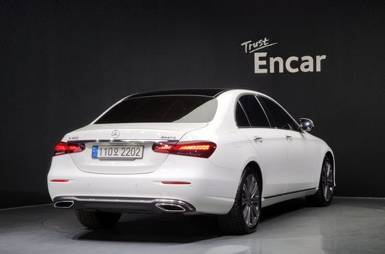 Mercedes-Benz E-Class E450 4MATIC Exclusive — пробег 101 063 км — фото 2 из 5