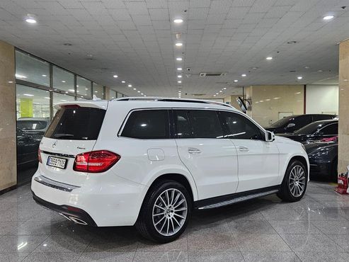 Mercedes-Benz GLS-Class GLS500 4MATIC — пробег 106 144 км — фото 3 из 5