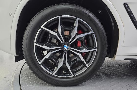 BMW X3 xDrive 20i M Sports Pro — пробег 71 800 км — фото 5 из 5