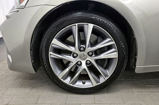 Lexus IS Supreme — пробег 43 957 км — фото 5 из 5