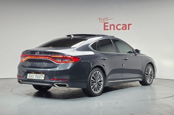 Hyundai Grandeur 3.0 Exclusive Special — пробег 68 653 км — фото 2 из 5