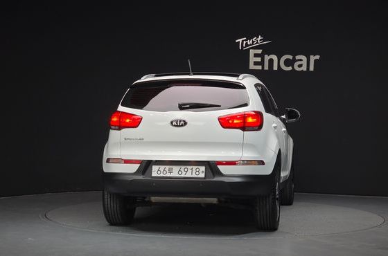 Kia Sportage Diesel 2WD Trendy — пробег 126 732 км — фото 4 из 5