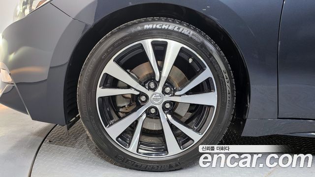 Nissan Maxima из Кореи Encar