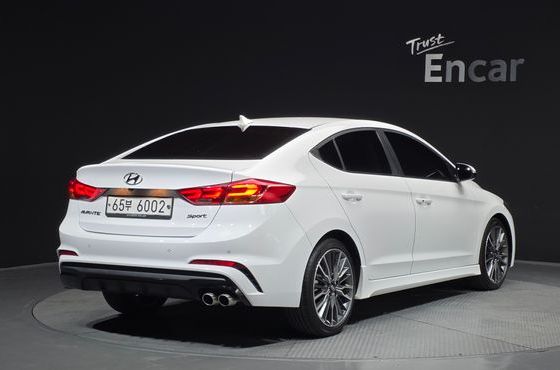 Hyundai AVANTE 1.6 Turbo Sport — пробег 135 540 км — фото 2 из 5