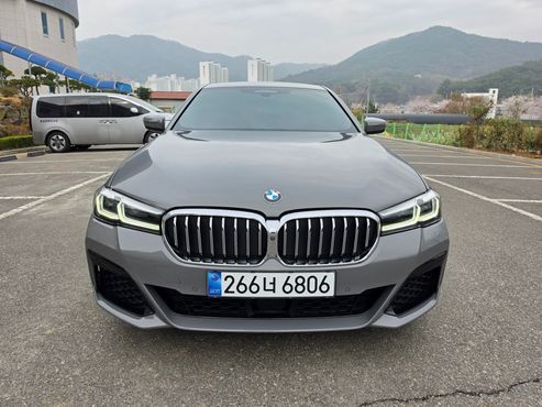 BMW 5-Series 530i xDrive M Sport Package — пробег 80 800 км — фото 1 из 5