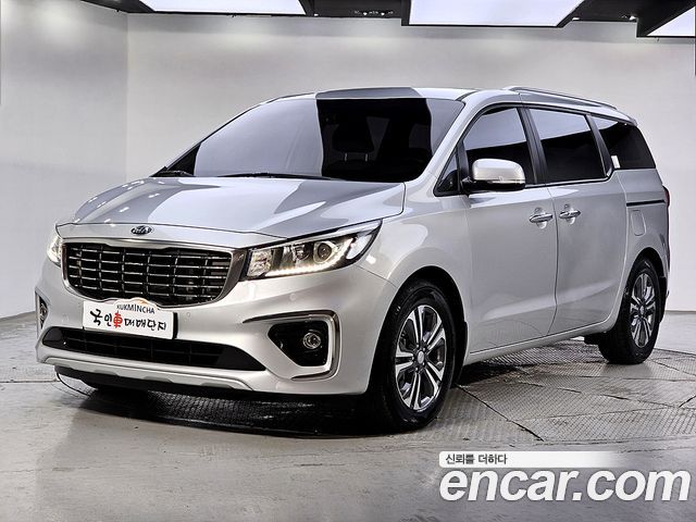 Kia Carnival из Кореи Encar