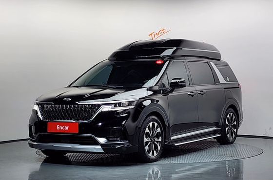 Kia Carnival 9-Seater Hi-Limousine Signature — пробег 147 085 км — фото 1 из 5