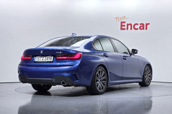 BMW 3-Series 320i M Sport — пробег 88 146 км — фото 2 из 5