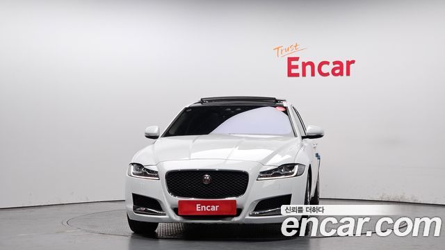 Jaguar XF 25t Portfolio — пробег 72 460 км — фото 3 из 5