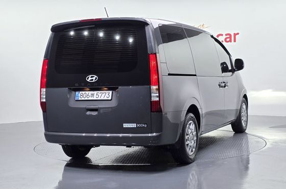 Hyundai Staria Cargo 3-Seater Modern — пробег 21 596 км — фото 2 из 5
