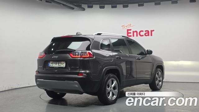 Jeep Cherokee из Кореи Encar