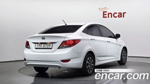 Hyundai Accent 1.4 VVT Smart — пробег 149 773 км — фото 2 из 5