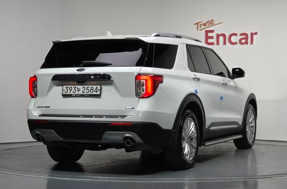 Ford Explorer 2.3 LimIted 4WD — пробег 43 550 км — фото 2 из 5