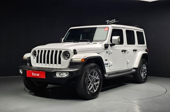 Jeep Wrangler 2.0 Overland Power Top 4Door 4xe — пробег 27 028 км — фото 1 из 5