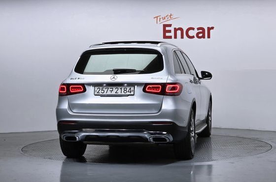 Mercedes-Benz GLC-Class GLC300 4MATIC — пробег 94 796 км — фото 4 из 5