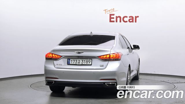 Hyundai Genesis из Кореи Encar