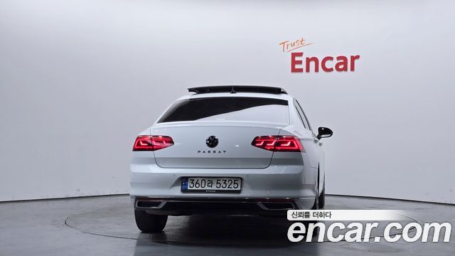 Volkswagen Passat из Кореи Encar