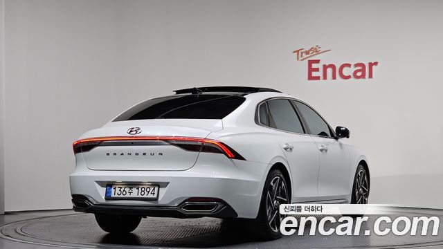 Hyundai Grandeur из Кореи Encar