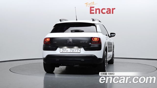 Citroen-DS C4 CACTUS 1.6 BlueHDi Feel — пробег 70 979 км — фото 4 из 5