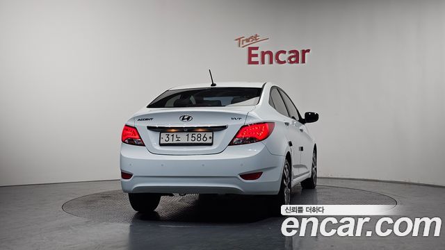 Hyundai Accent из Кореи Encar