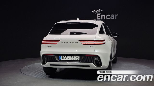 Genesis GV70 из Кореи Encar