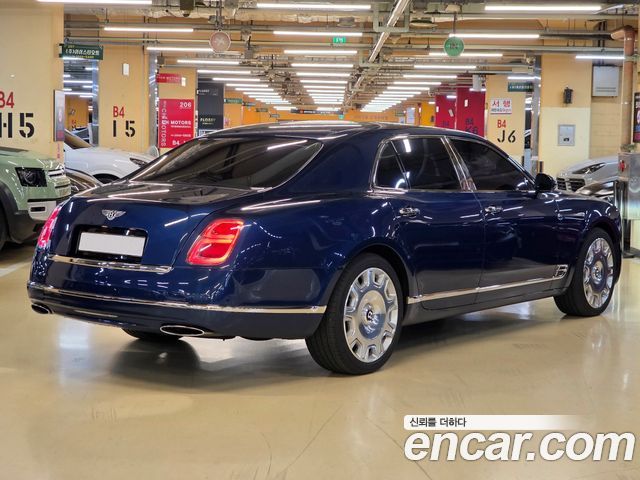 Bentley Mulsanne 6.8 — пробег 86 000 км — фото 3 из 5