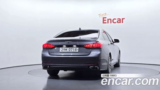 Hyundai Genesis из Кореи Encar