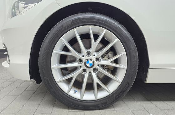 BMW 1-Series 118d Sport 5Door — пробег 88 909 км — фото 5 из 5