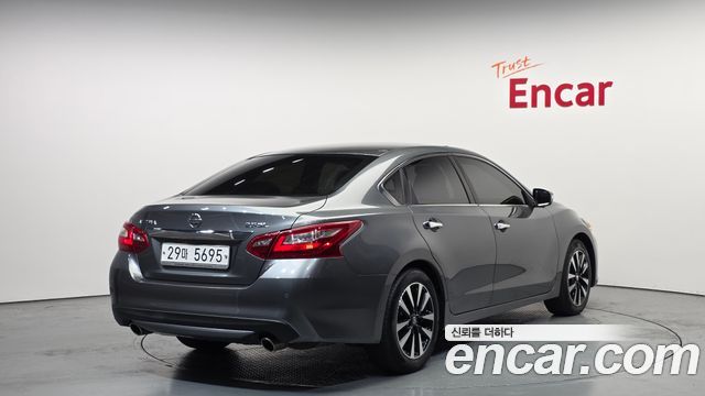 Nissan Altima из Кореи Encar