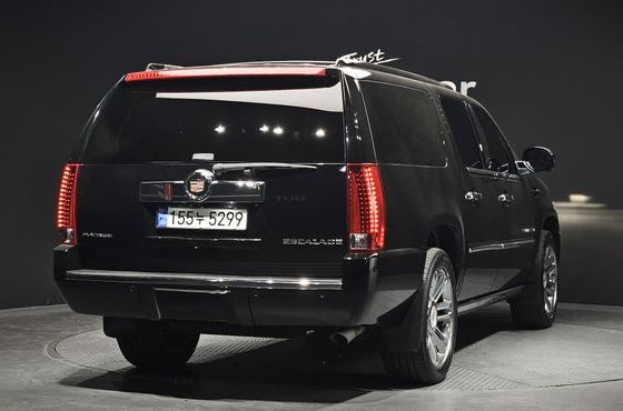 Cadillac Escalade 6.2 ESV 3rd — пробег 155 283 км — фото 2 из 5
