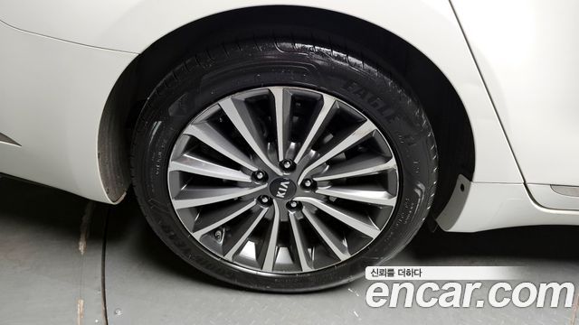 Kia K7 из Кореи Encar