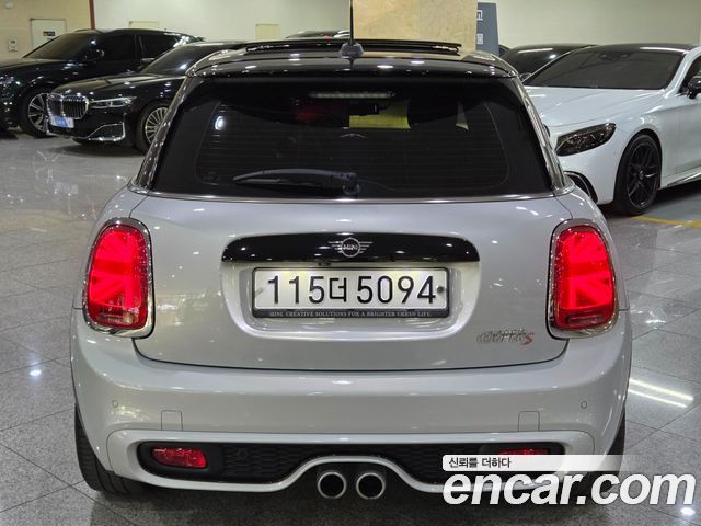Mini Cooper 5Door Standard 3rd — пробег 26 675 км — фото 4 из 5