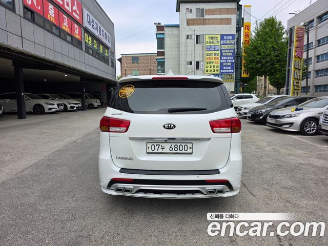 Kia Carnival из Кореи Encar