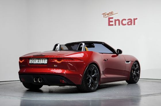 Jaguar F-TYPE 3.0 S Convertible X152 — пробег 104 519 км — фото 2 из 5