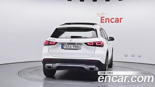 Mercedes-Benz GLA-Class из Кореи Encar