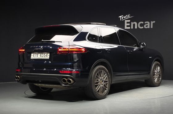 Porsche Cayenne 4.2 S Diesel 958 — пробег 117 245 км — фото 2 из 5